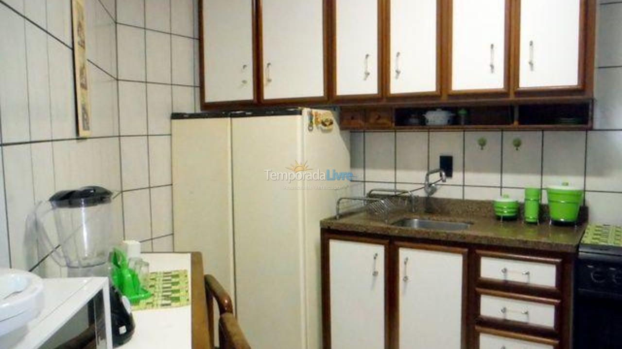 Apartment for vacation rental in Itapema (Meia Praia)