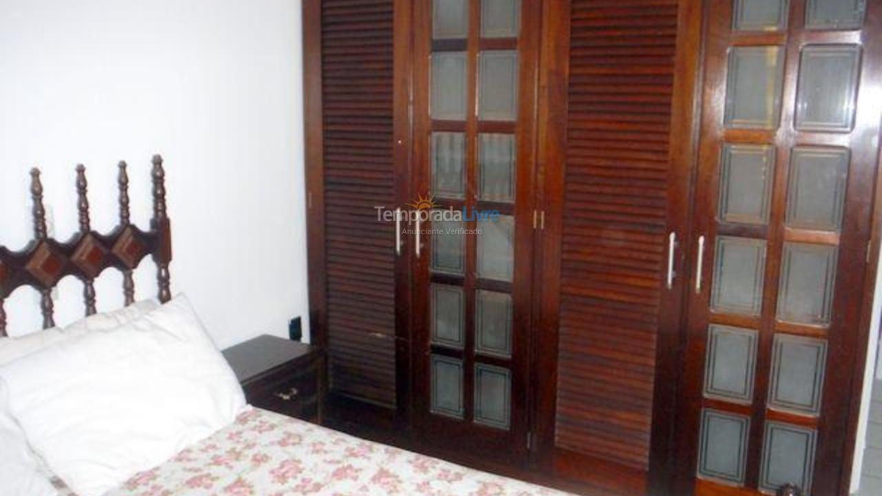 Apartment for vacation rental in Itapema (Meia Praia)