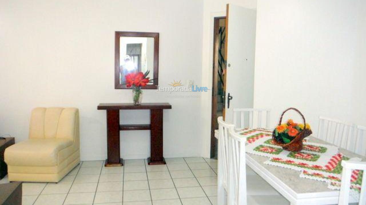 Apartment for vacation rental in Itapema (Meia Praia)