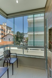 Espetacular apartamento 2 dormitórios 50 metros do mar, Canasvieiras!