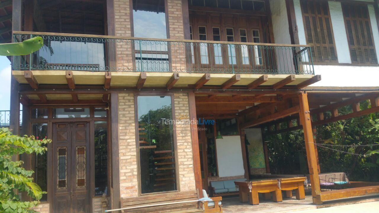 Casa para aluguel de temporada em Guarujá (Praia do Pernambuco)