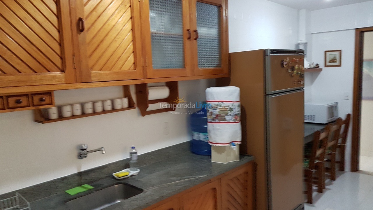 Apartamento para alquiler de vacaciones em Guarapari (Praia da Areia Preta)
