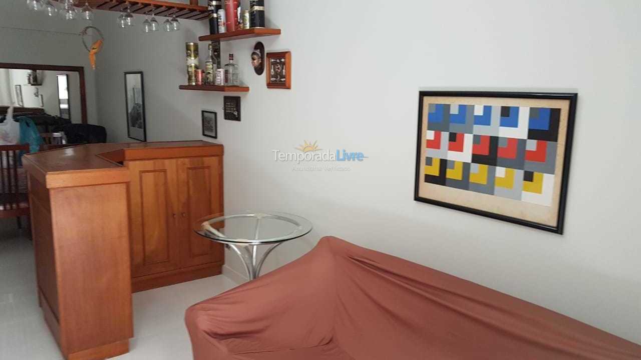 Apartamento para alquiler de vacaciones em Guarapari (Praia da Areia Preta)