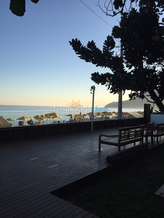 Casa para aluguel de temporada em São Sebastião (Maresias)