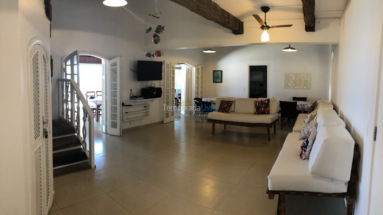 Casa para aluguel de temporada em São Sebastião (Maresias)