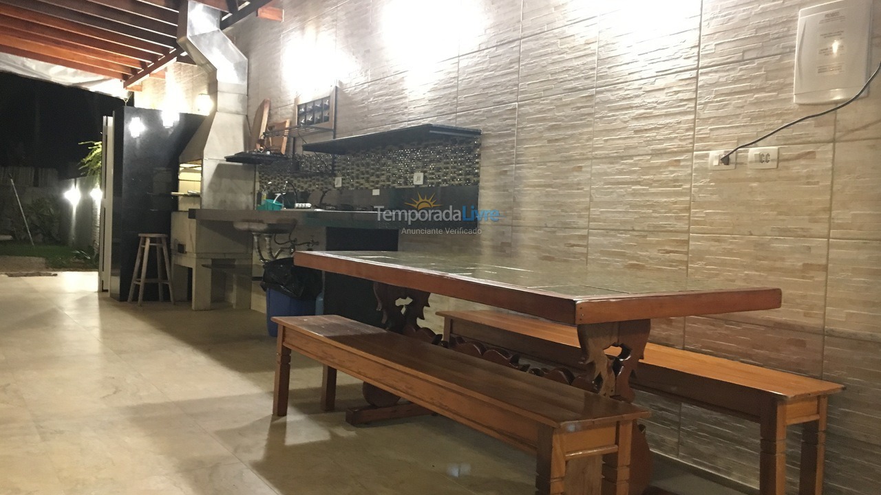 House for vacation rental in Ubatuba (Praia de Itamambuca)