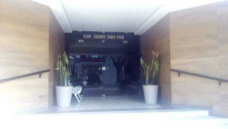 Apto familiar próximo a praia do Forte e comércio