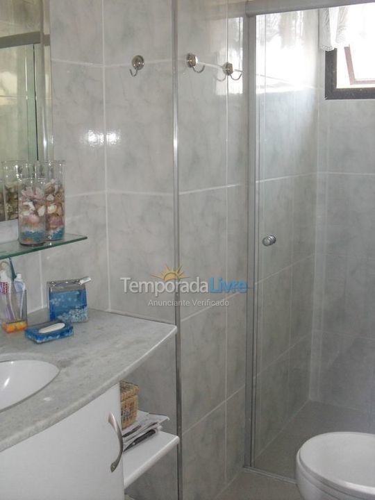 Apartment for vacation rental in Guarujá (Astúrias)