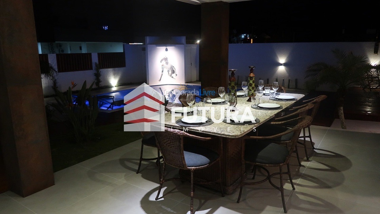 Casa para aluguel de temporada em Bombinhas (Canto Grande)