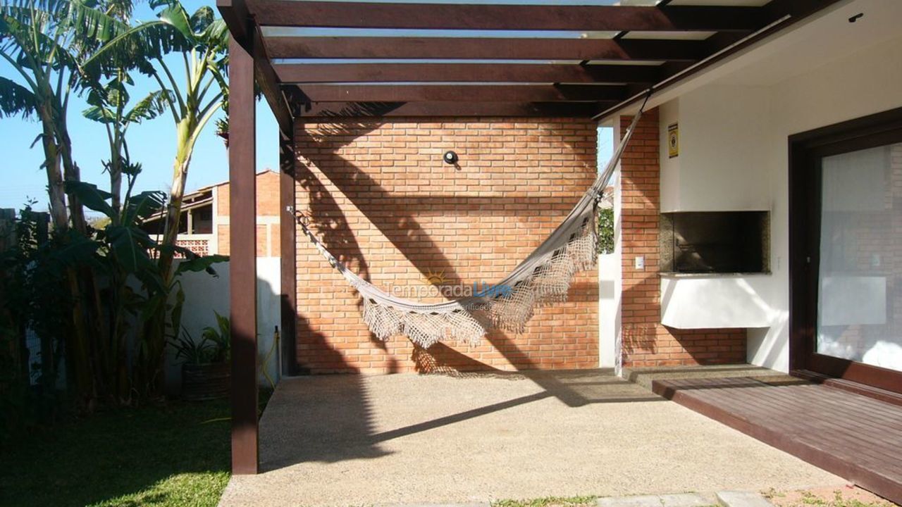 Casa para alquiler de vacaciones em Garopaba (Centro)