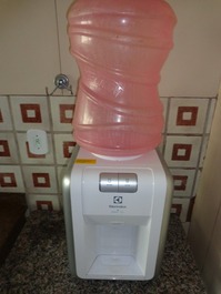 refrigerador de água