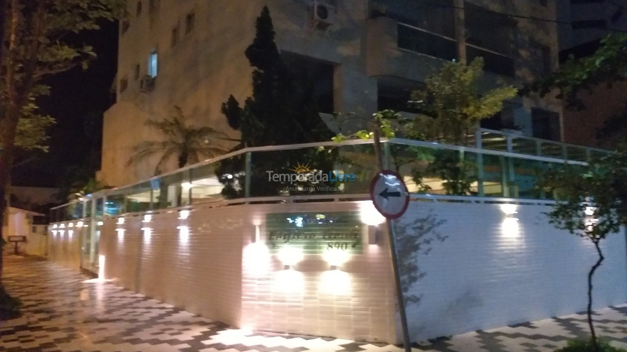 Apartamento para aluguel de temporada em Guarujá (Pitangueiras)