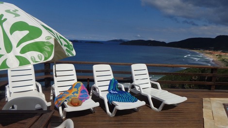 deck c/espreguiçadeiras