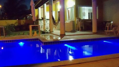 AREA DA PISCINA NOITE