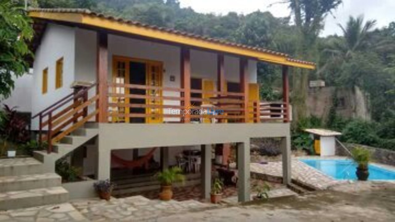 Casa para aluguel de temporada em Ubatuba (Enseada)