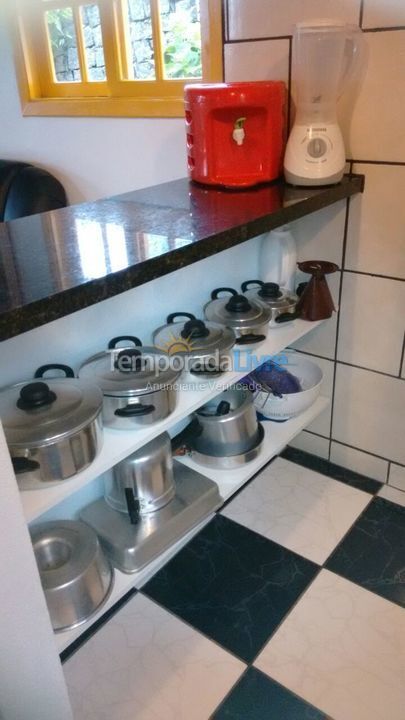 Casa para aluguel de temporada em Ubatuba (Enseada)