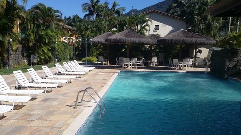 Condomínio RESIDENCIAL Via Marina - Chalé na Praia da Enseada