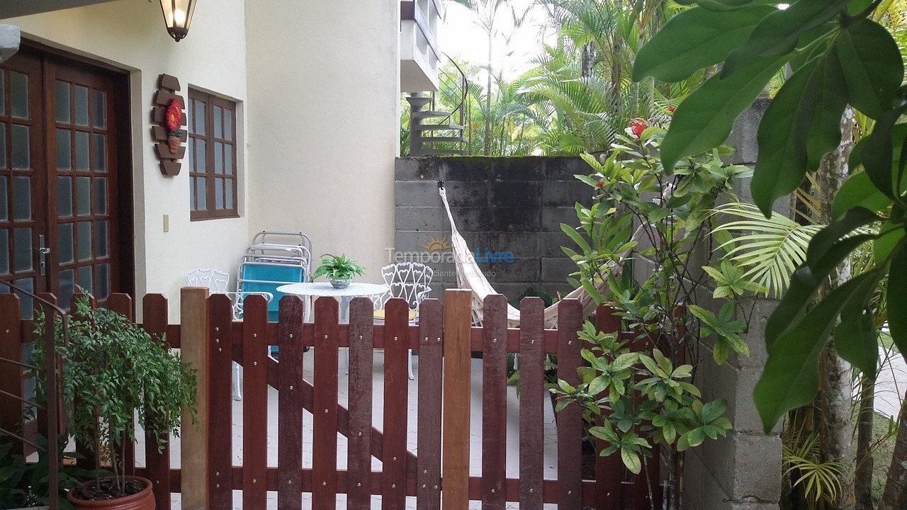 Apartamento para aluguel de temporada em Ubatuba (Enseada)