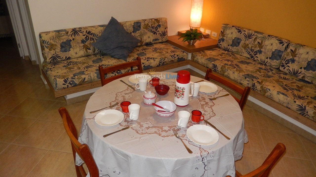 Apartamento para aluguel de temporada em Ubatuba (Enseada)