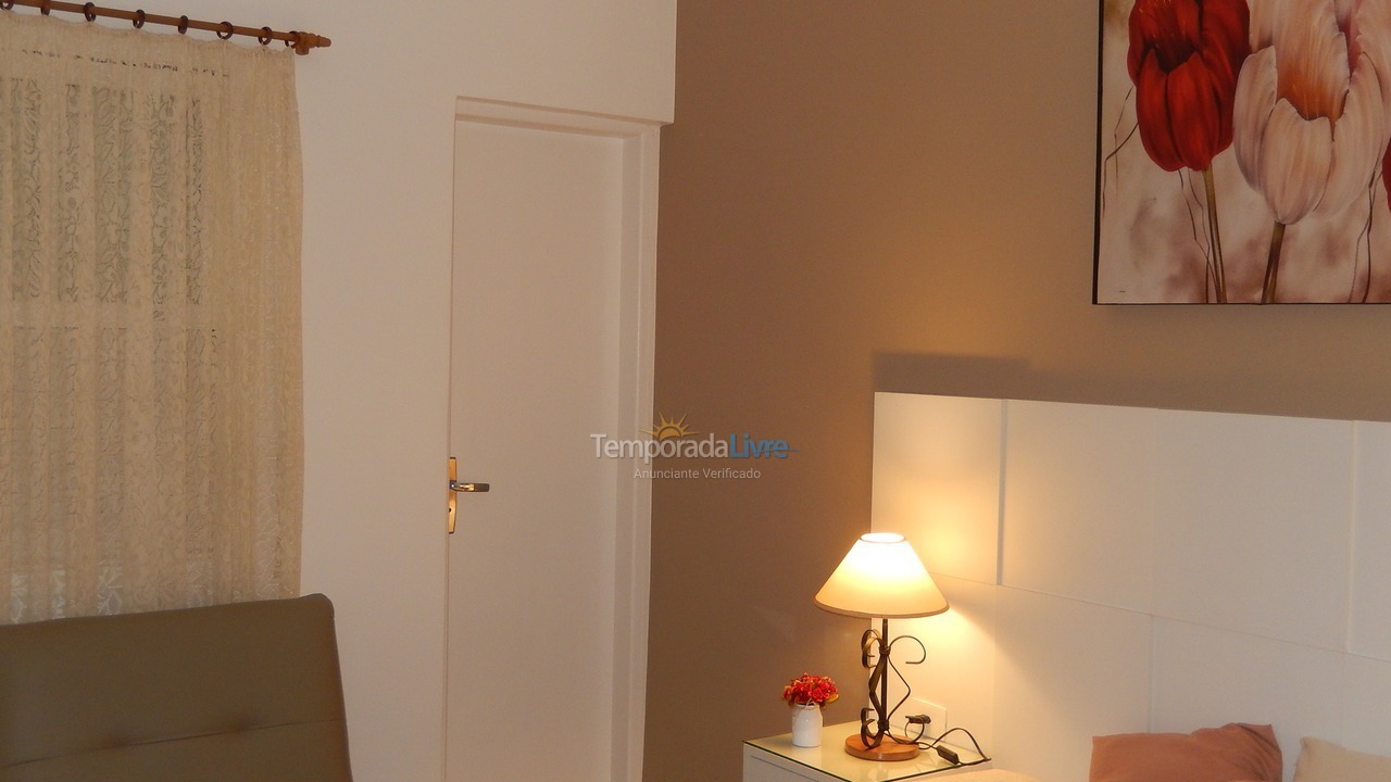 Apartamento para aluguel de temporada em Ubatuba (Enseada)