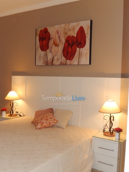 Apartamento para aluguel de temporada em Ubatuba (Enseada)