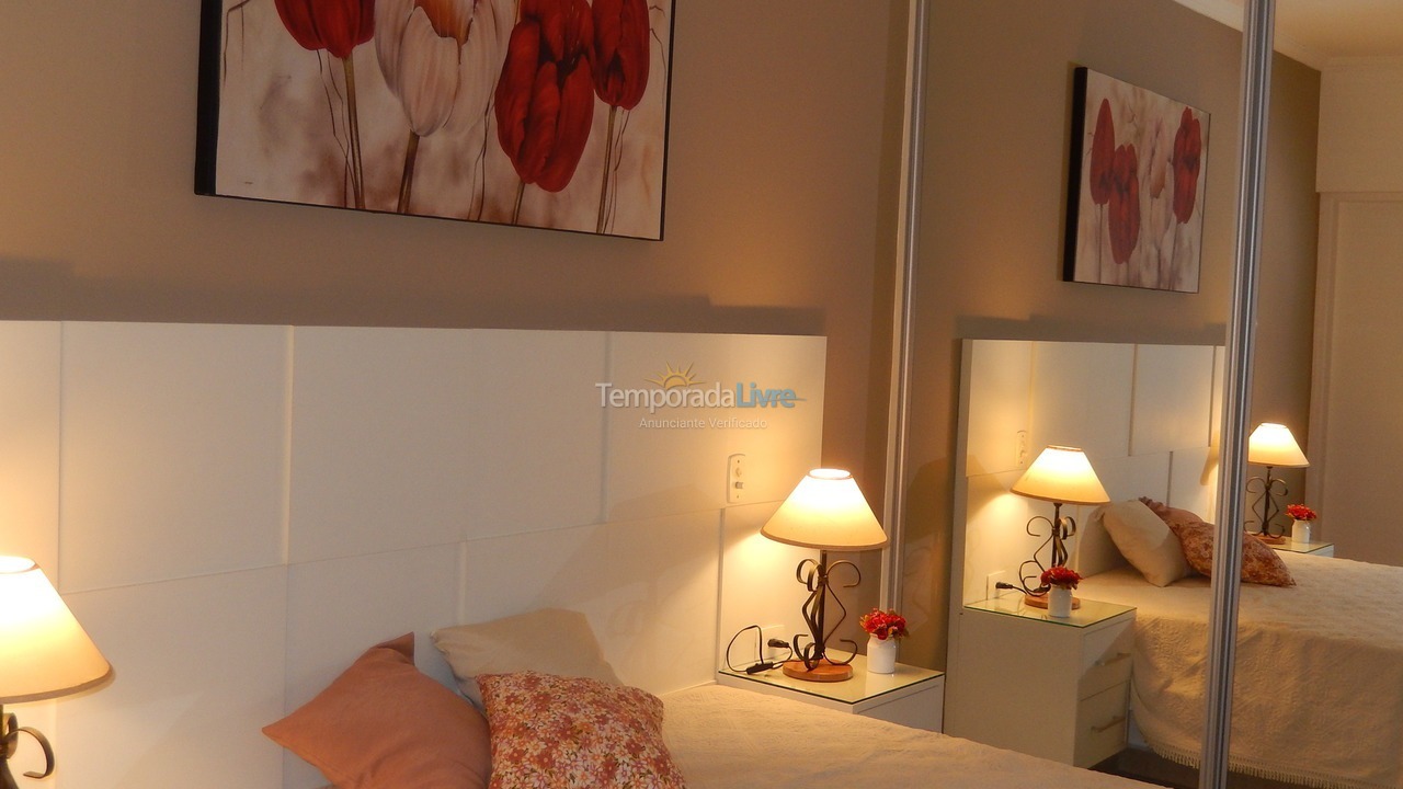 Apartamento para aluguel de temporada em Ubatuba (Enseada)