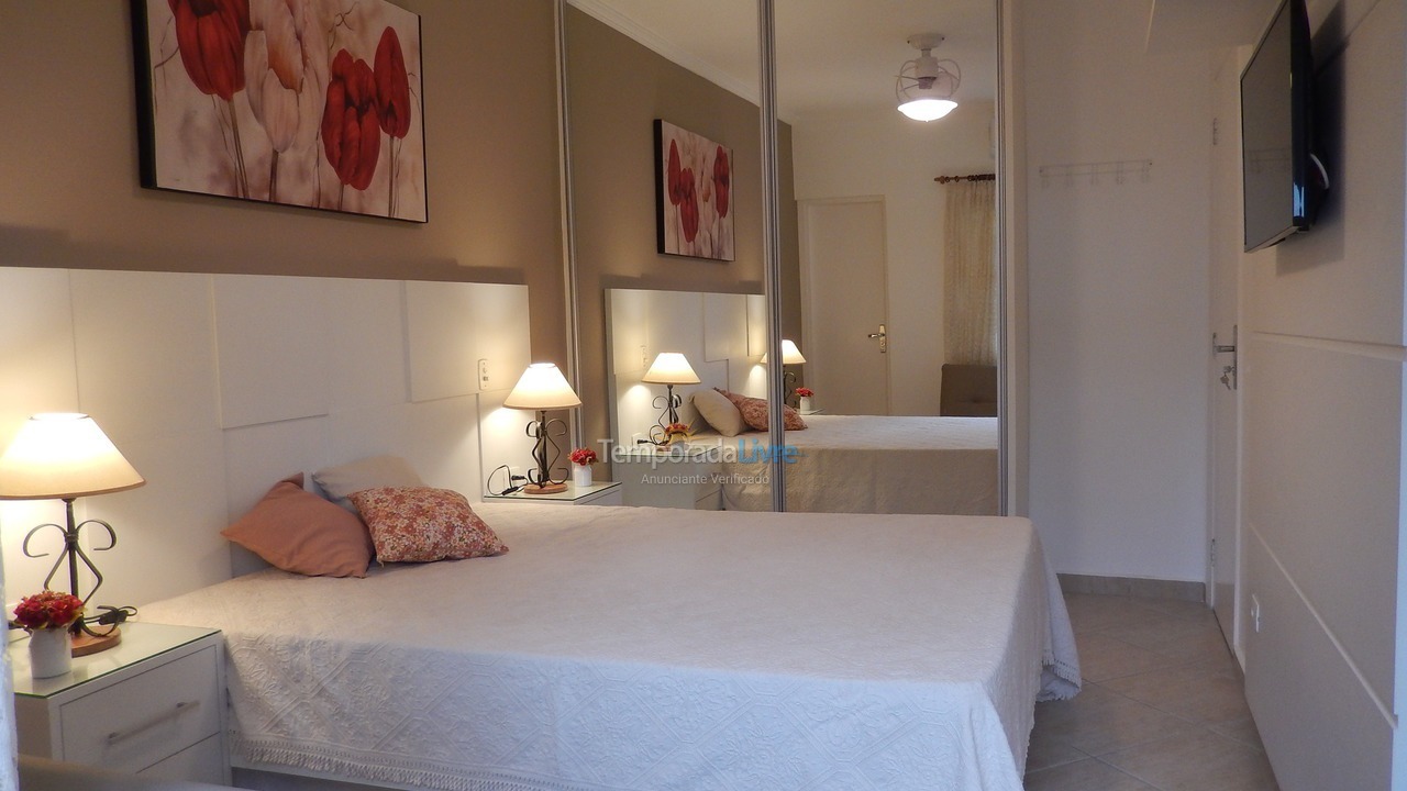 Apartamento para aluguel de temporada em Ubatuba (Enseada)