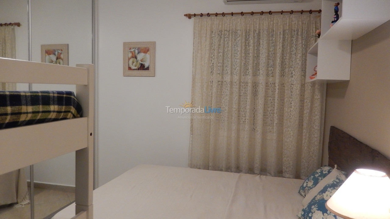 Apartamento para aluguel de temporada em Ubatuba (Enseada)