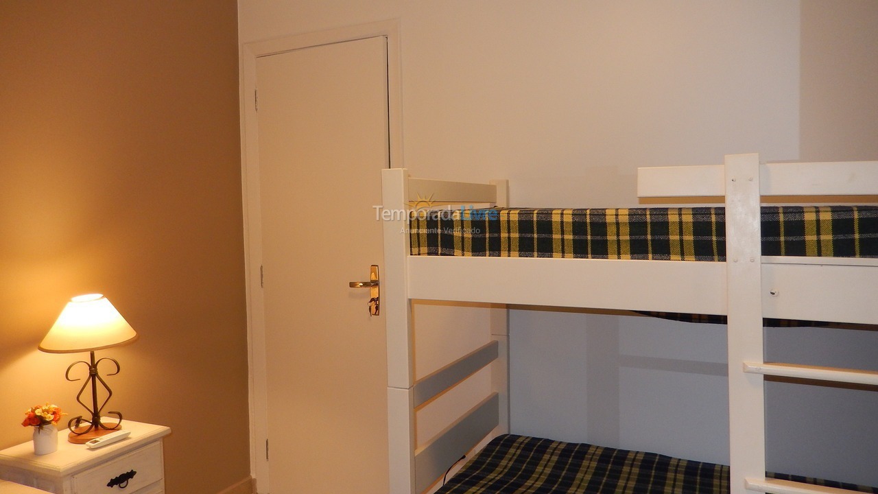 Apartamento para aluguel de temporada em Ubatuba (Enseada)