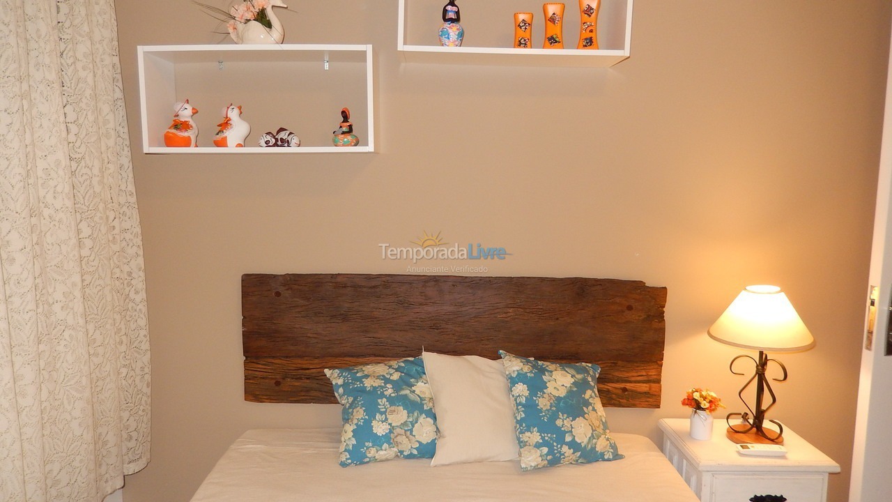 Apartamento para aluguel de temporada em Ubatuba (Enseada)