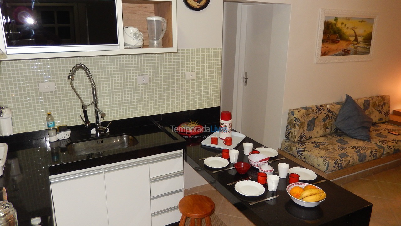 Apartamento para aluguel de temporada em Ubatuba (Enseada)