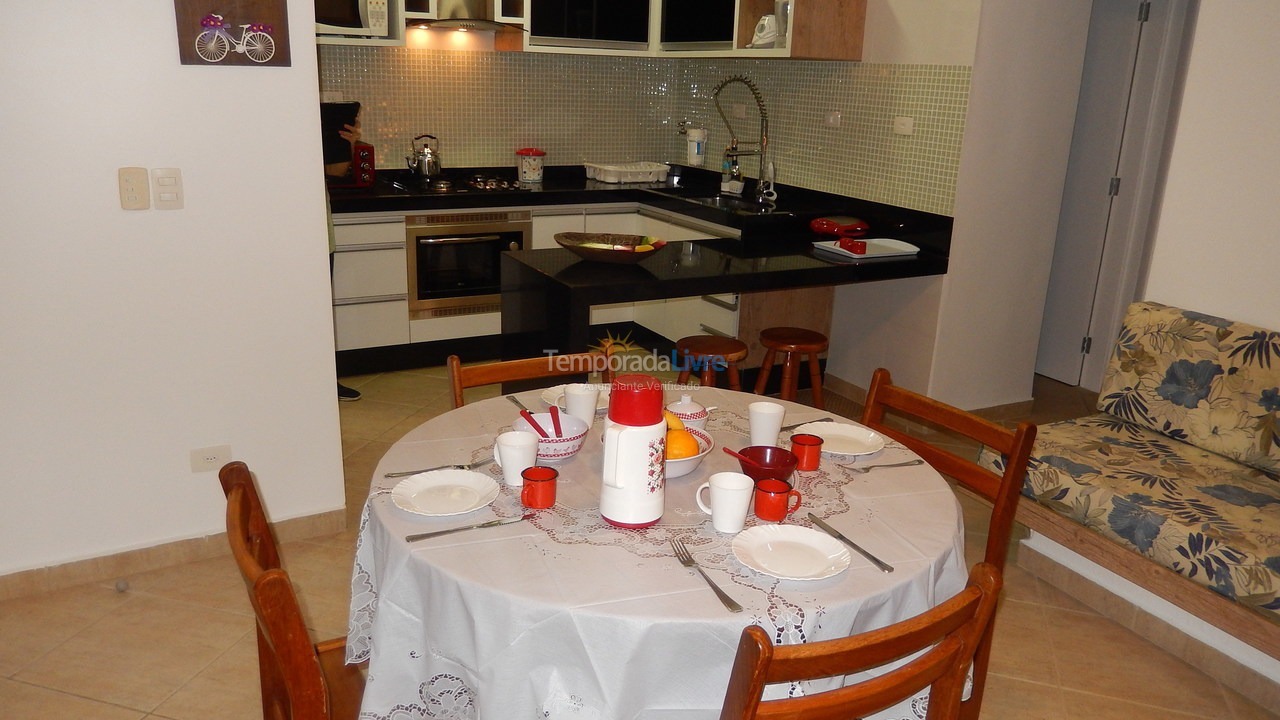 Apartamento para aluguel de temporada em Ubatuba (Enseada)