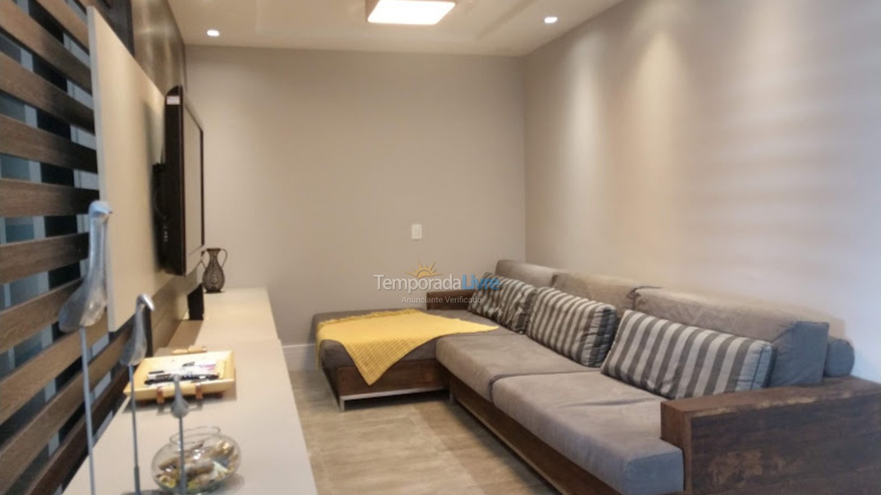 Apartamento para aluguel de temporada em Florianópolis (Cachoeira do Bom Jesus)