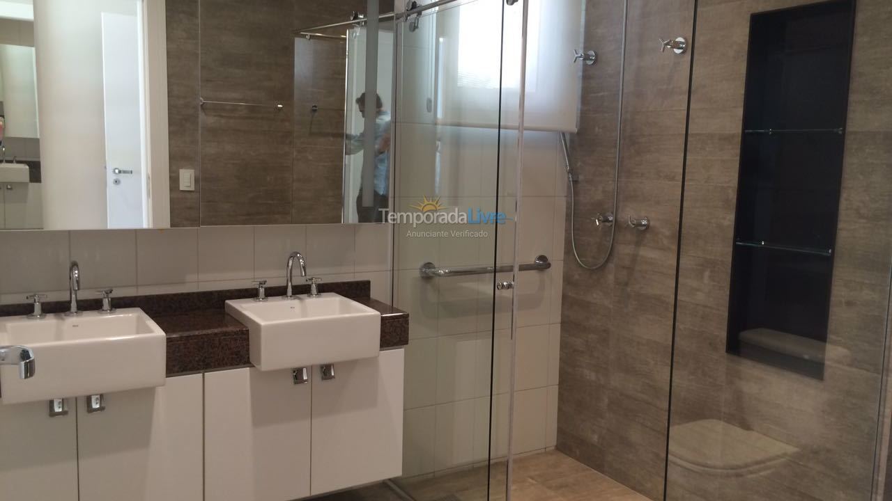 Apartamento para aluguel de temporada em Florianópolis (Cachoeira do Bom Jesus)