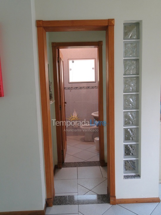 Casa para aluguel de temporada em Bertioga (Riviera de São Lourenço)