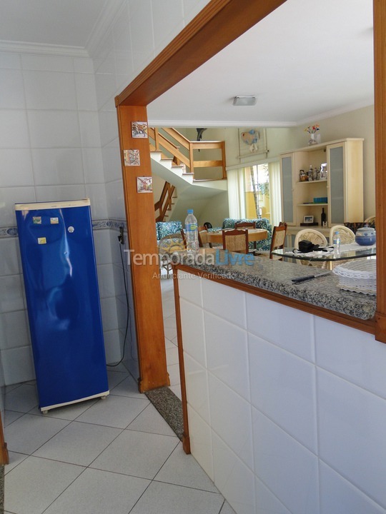 Casa para aluguel de temporada em Bertioga (Riviera de São Lourenço)