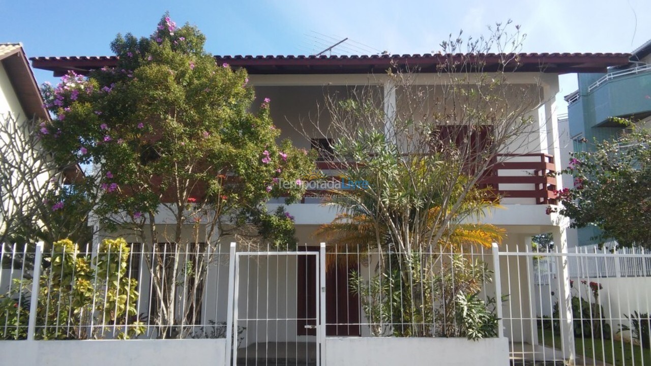 Casa para aluguel de temporada em Florianópolis (Cachoeira do Bom Jesus)