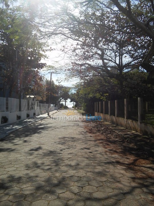 Casa para aluguel de temporada em Florianópolis (Cachoeira do Bom Jesus)
