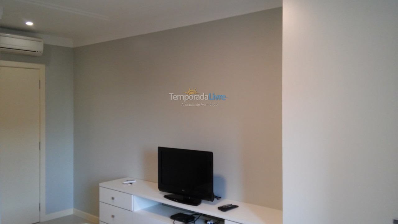 Apartamento para aluguel de temporada em Florianópolis (Cachoeira do Bom Jesus)