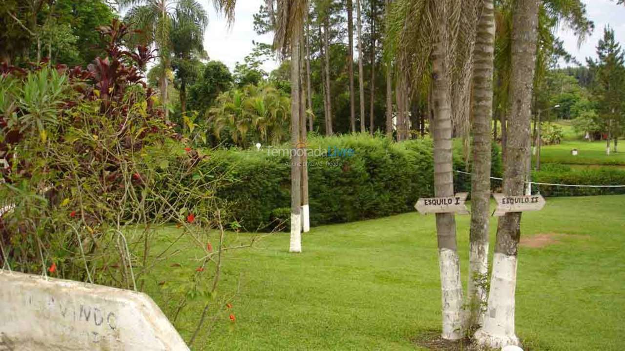 Chácara / sítio para aluguel de temporada em Atibaia (Campo dos Aleixos)