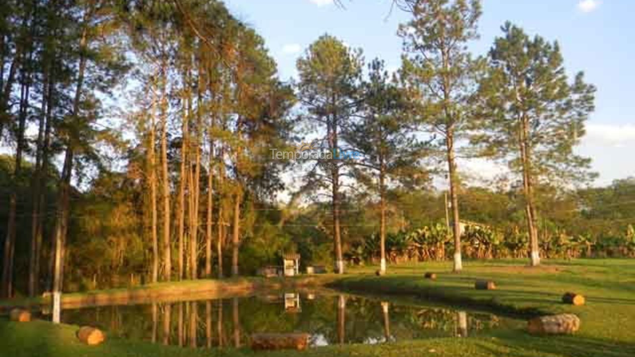 Chácara / sítio para aluguel de temporada em Atibaia (Campo dos Aleixos)