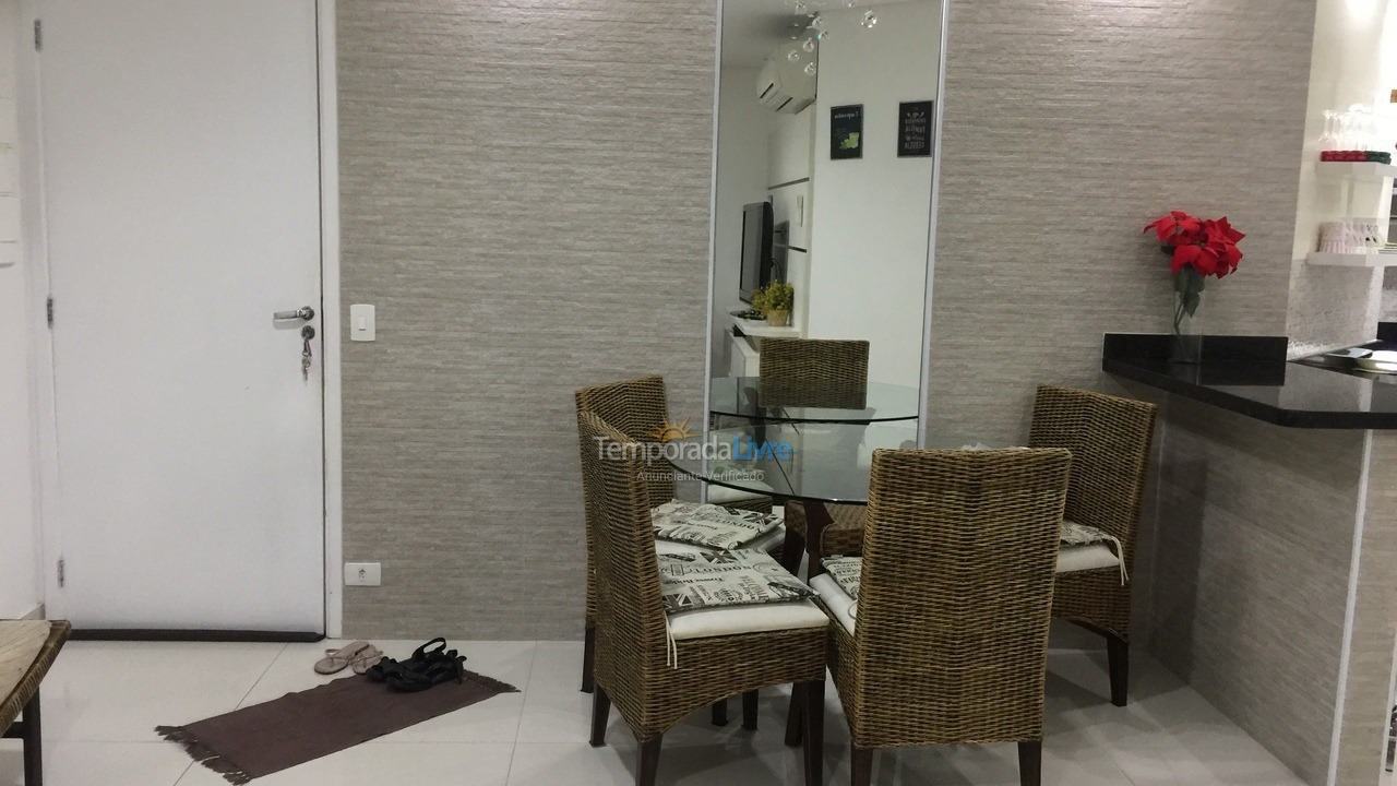 Apartment for vacation rental in Guarujá (Astúrias)