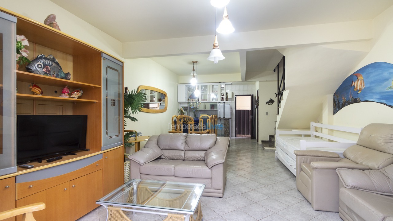 Apartment for vacation rental in Bombinhas (Mariscal)