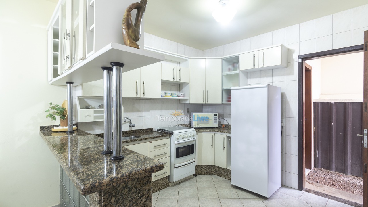 Apartment for vacation rental in Bombinhas (Mariscal)