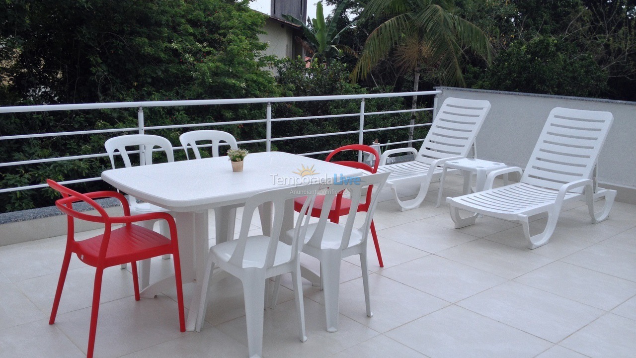 Casa para alquiler de vacaciones em Bertioga (Praia de Guaratuba)