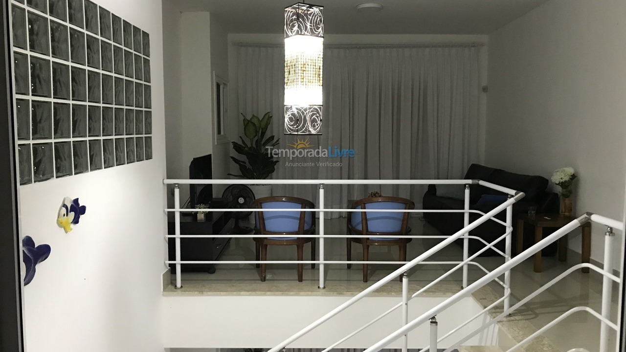 Casa para alquiler de vacaciones em Bertioga (Praia de Guaratuba)