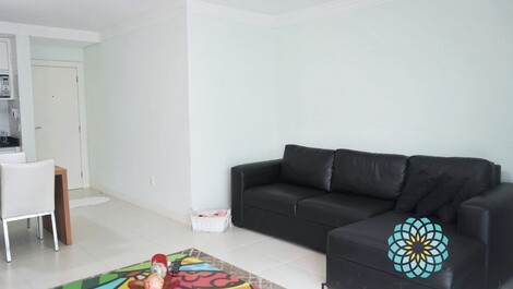 Zona central! 2 dormitórios em condomínio com piscina. A34