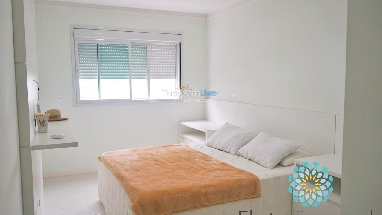 Apartamento para aluguel de temporada em Florianopolis (Praia dos Ingleses)
