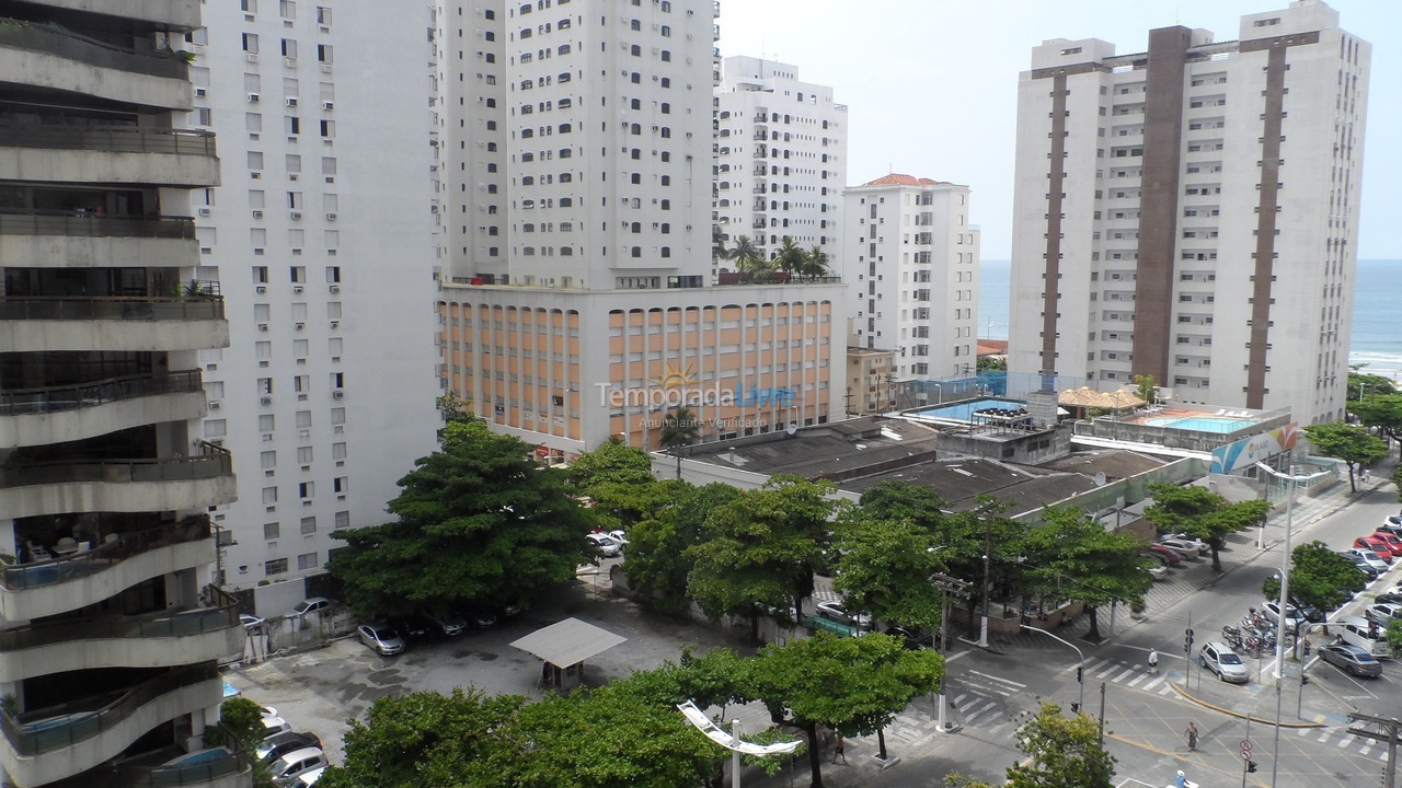 Apartamento para aluguel de temporada em Guarujá (Pitangueiras)