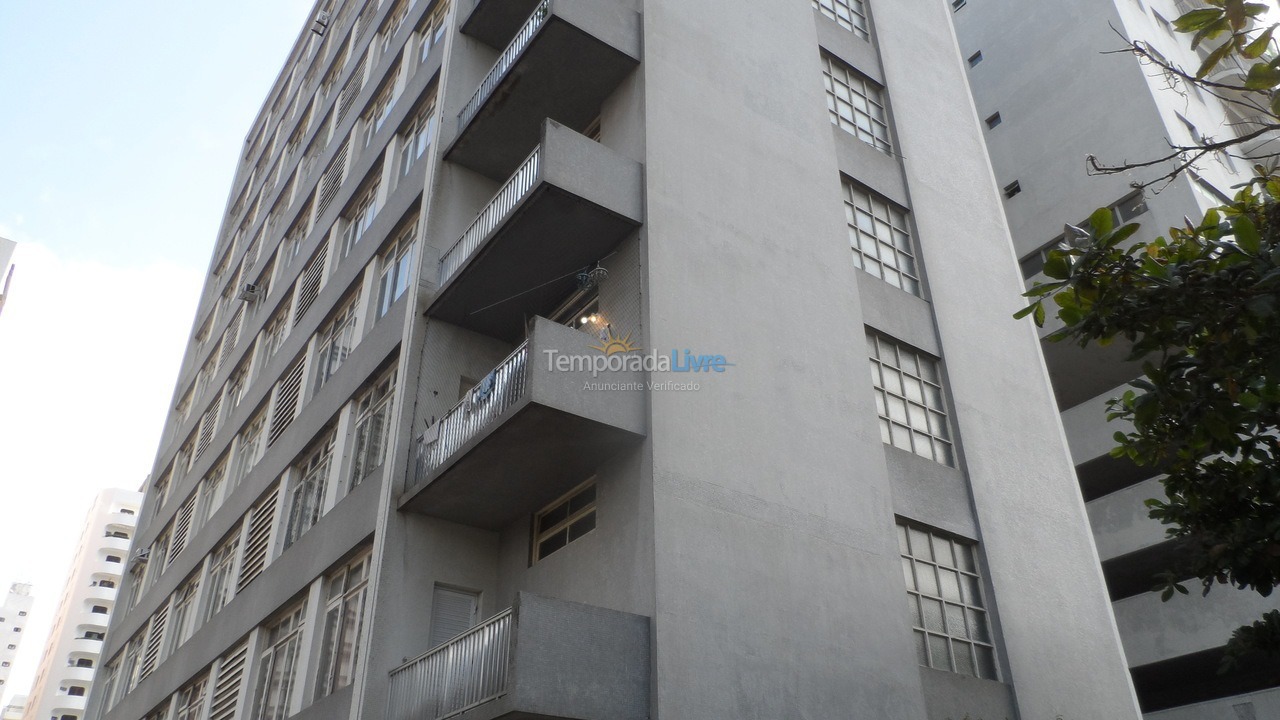 Apartamento para aluguel de temporada em Guarujá (Pitangueiras)